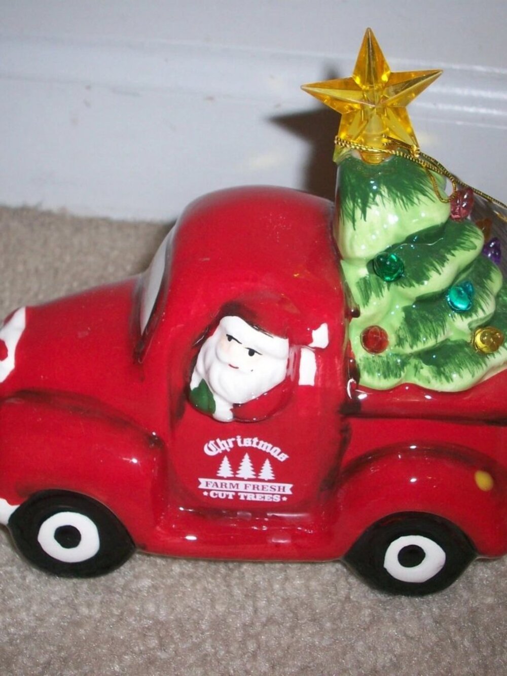 Merry Moments Nostalgic Truck Christmas Light Up Ceramic Santa Green Tree 7" New